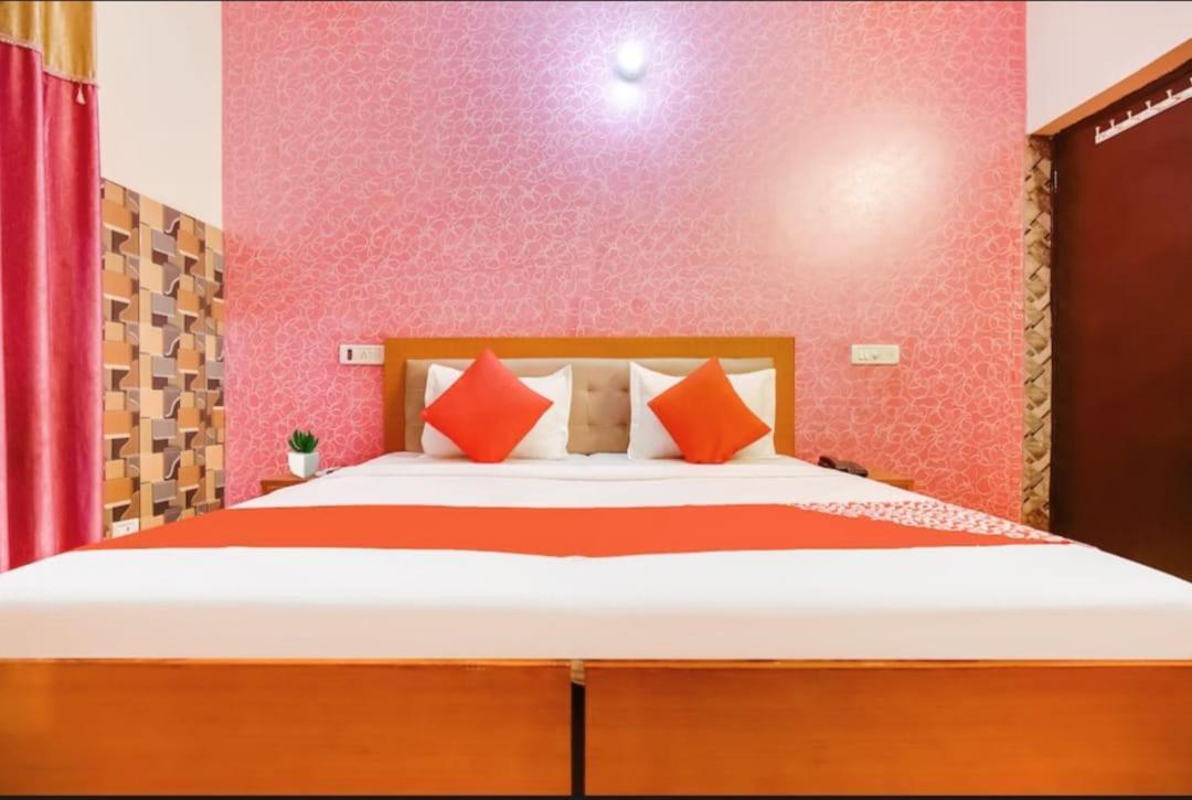 Hotel Golden Height Chandigarh Exterior photo
